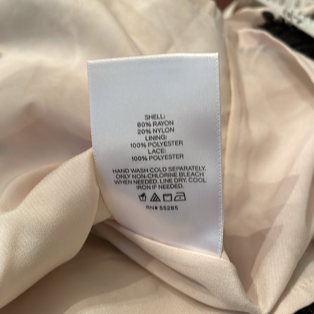 Express dress - Picture 11 of 11
